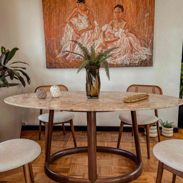 mesa comedor ovalada