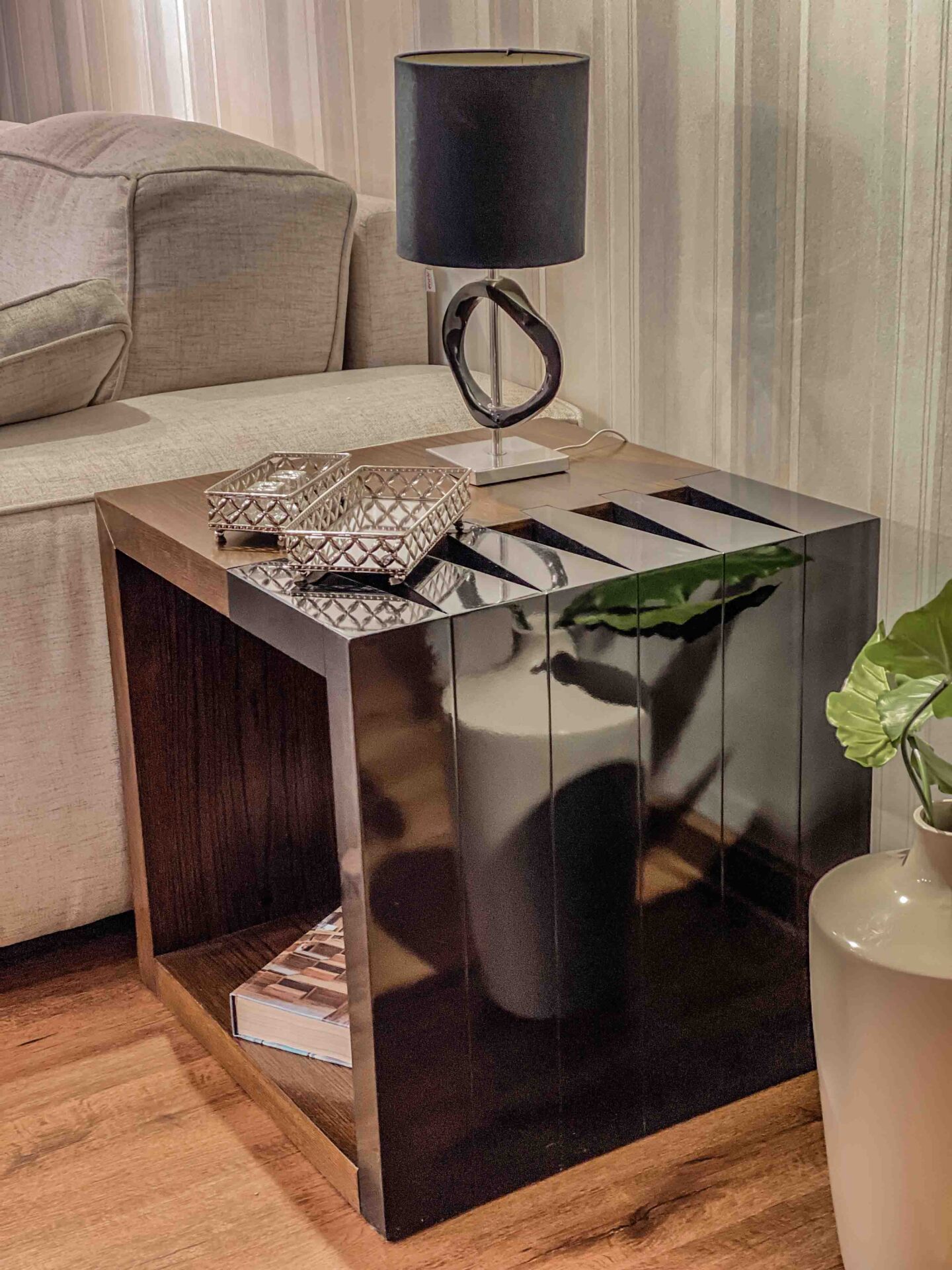mesa lateral lua